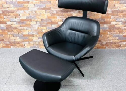 SWIVEL CHAIR